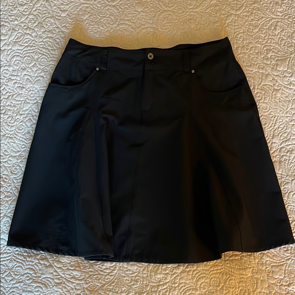 Royal Robbins Black A-Line Mini Skirt Casual